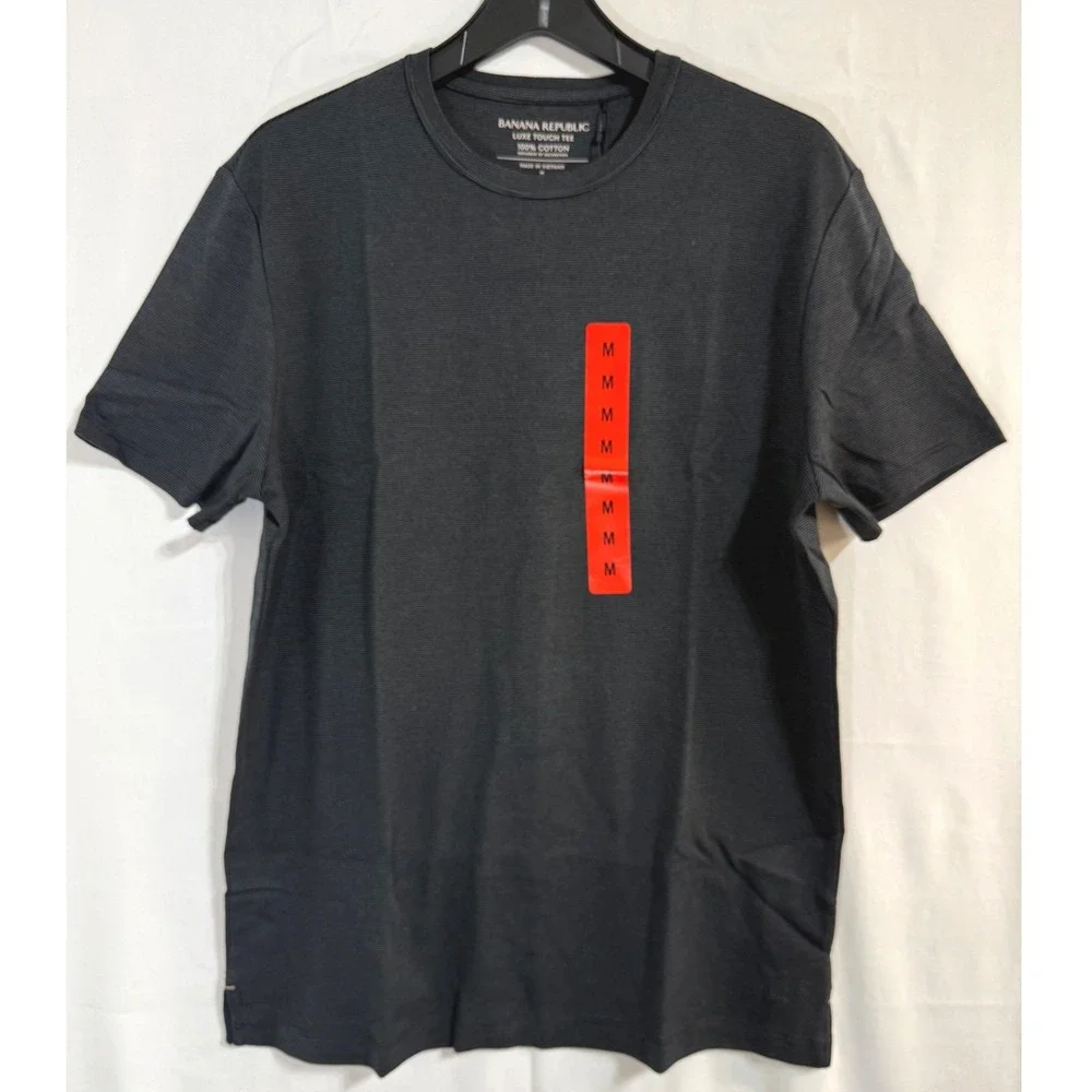 Banana Republic Luxe Touch Tee Mens Medium Black Micro Stripe Cotton T-Shirt NEW